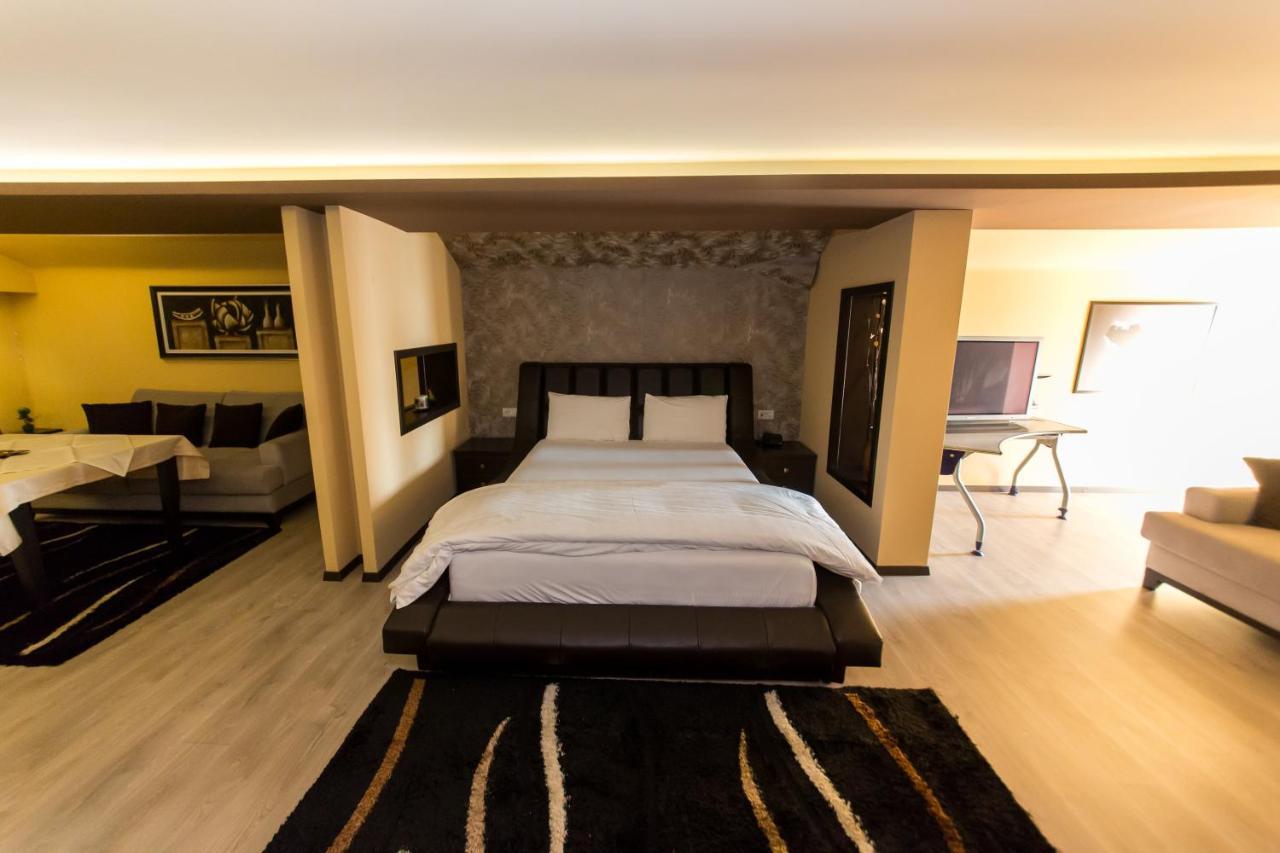 Hotel Denver 地拉那 外观 照片
