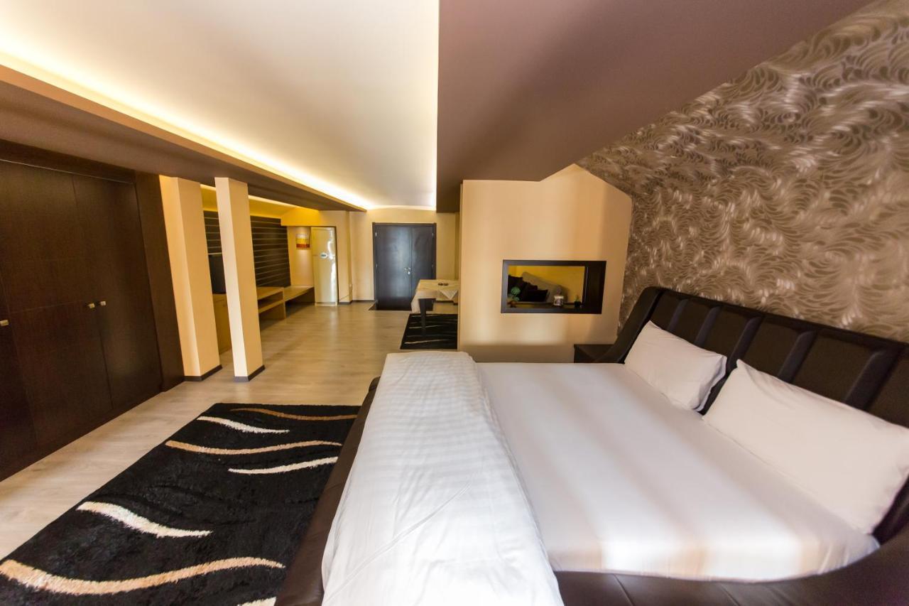Hotel Denver 地拉那 外观 照片